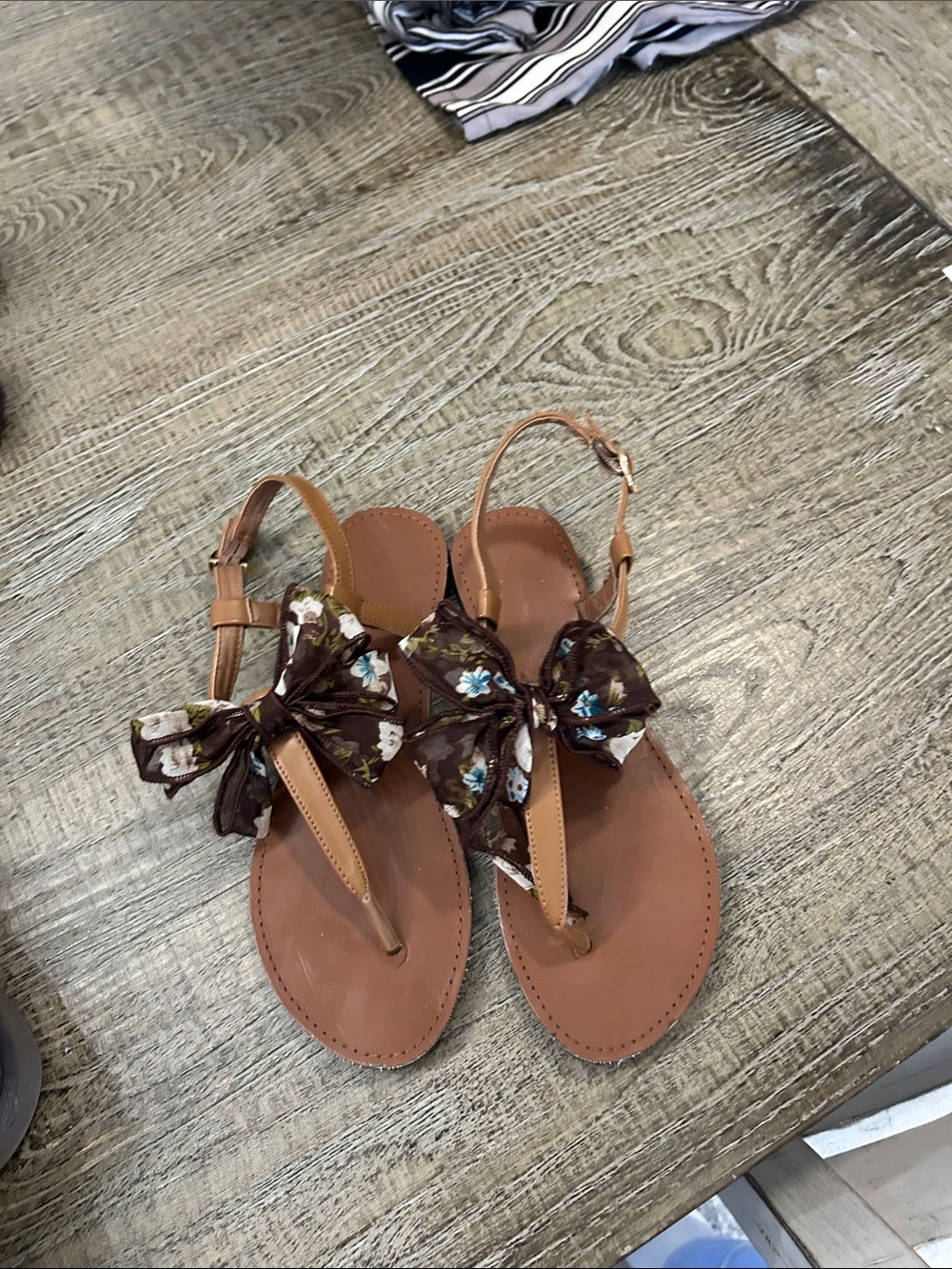 Qupid Brown Floral Bow T-Strap Sandals with Blue Accents
